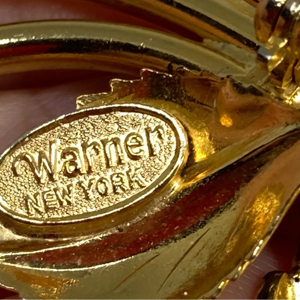 Vintage Warner New York Gold Tone Flower Brooch with Rhinestones